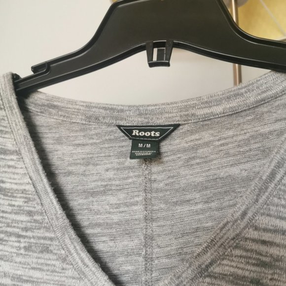 Roots gray pullover v-neck sweater - Picture 2 of 3